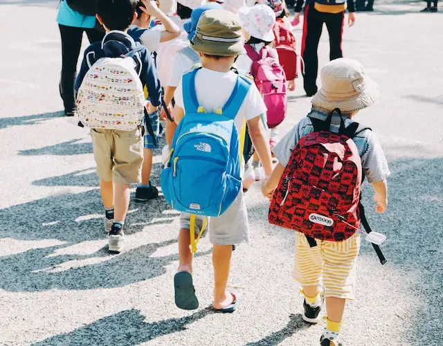 You are currently viewing Comment préparer la rentrée de son enfant hpi avec sérénité ?